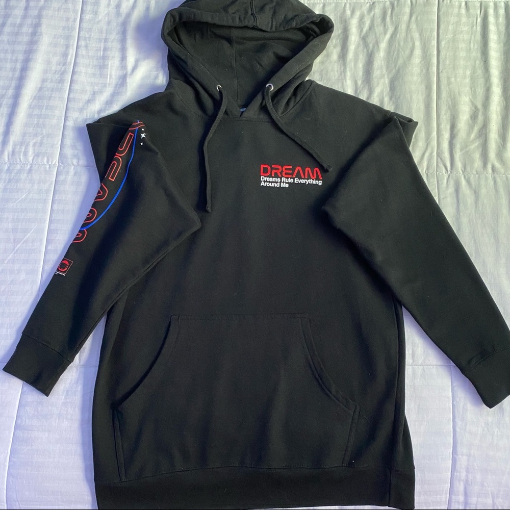 Black Medium DREAM Sweatshirt w/ Nasa Logo